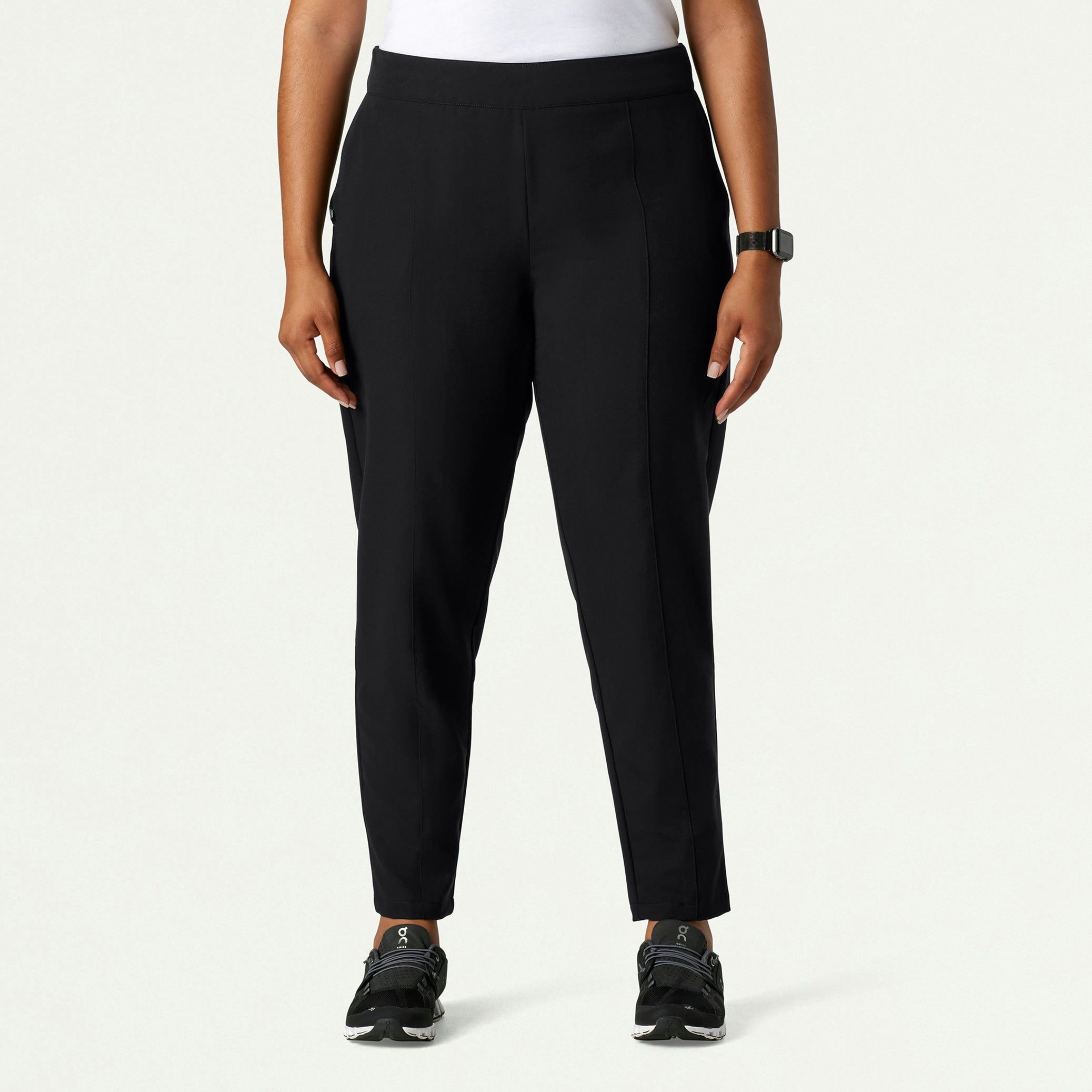 Lio Tapered 5-Pocket Scrub Pant - Black