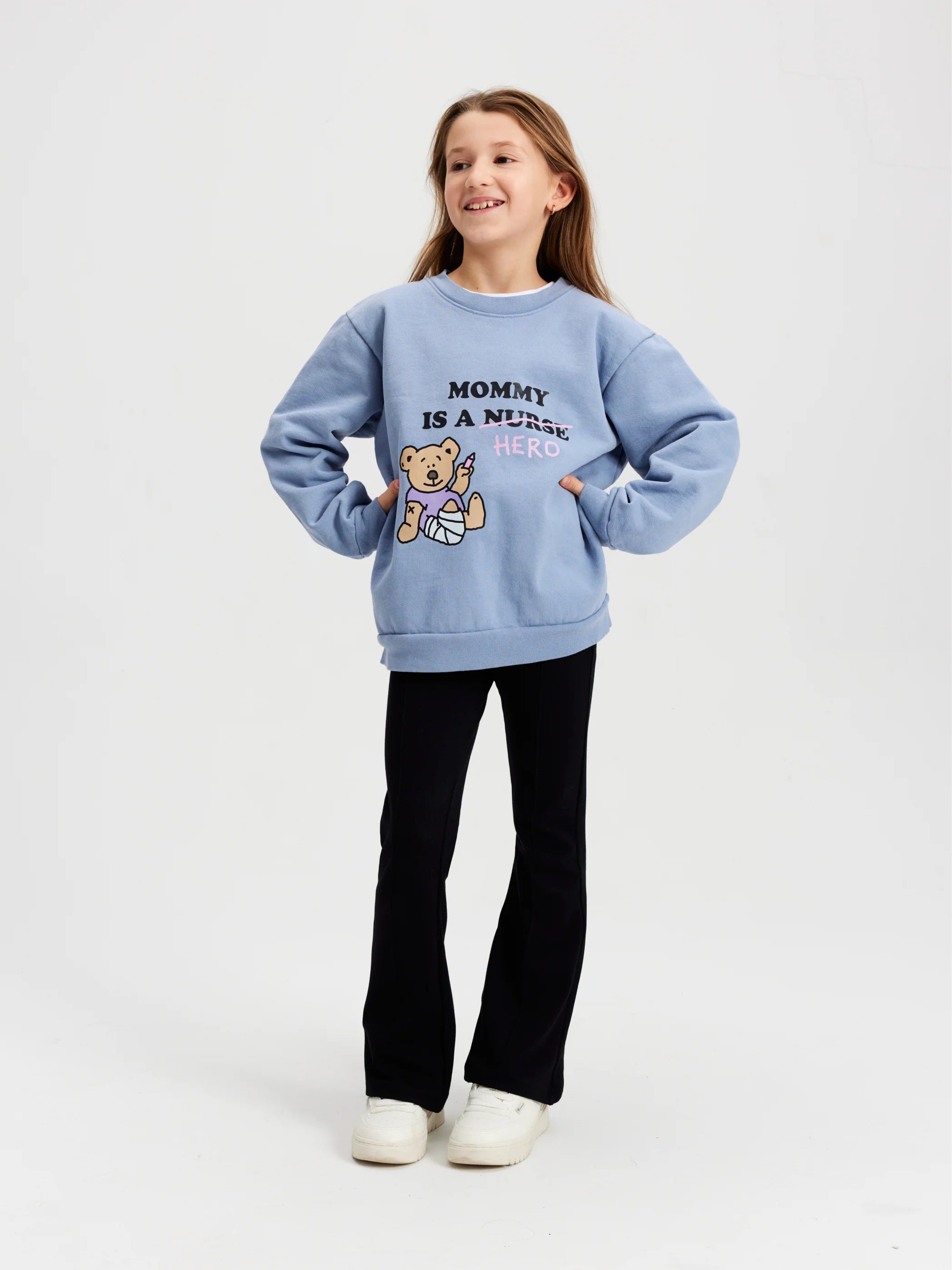 Kids Crewneck - Mommy is a hero - Steel Blue