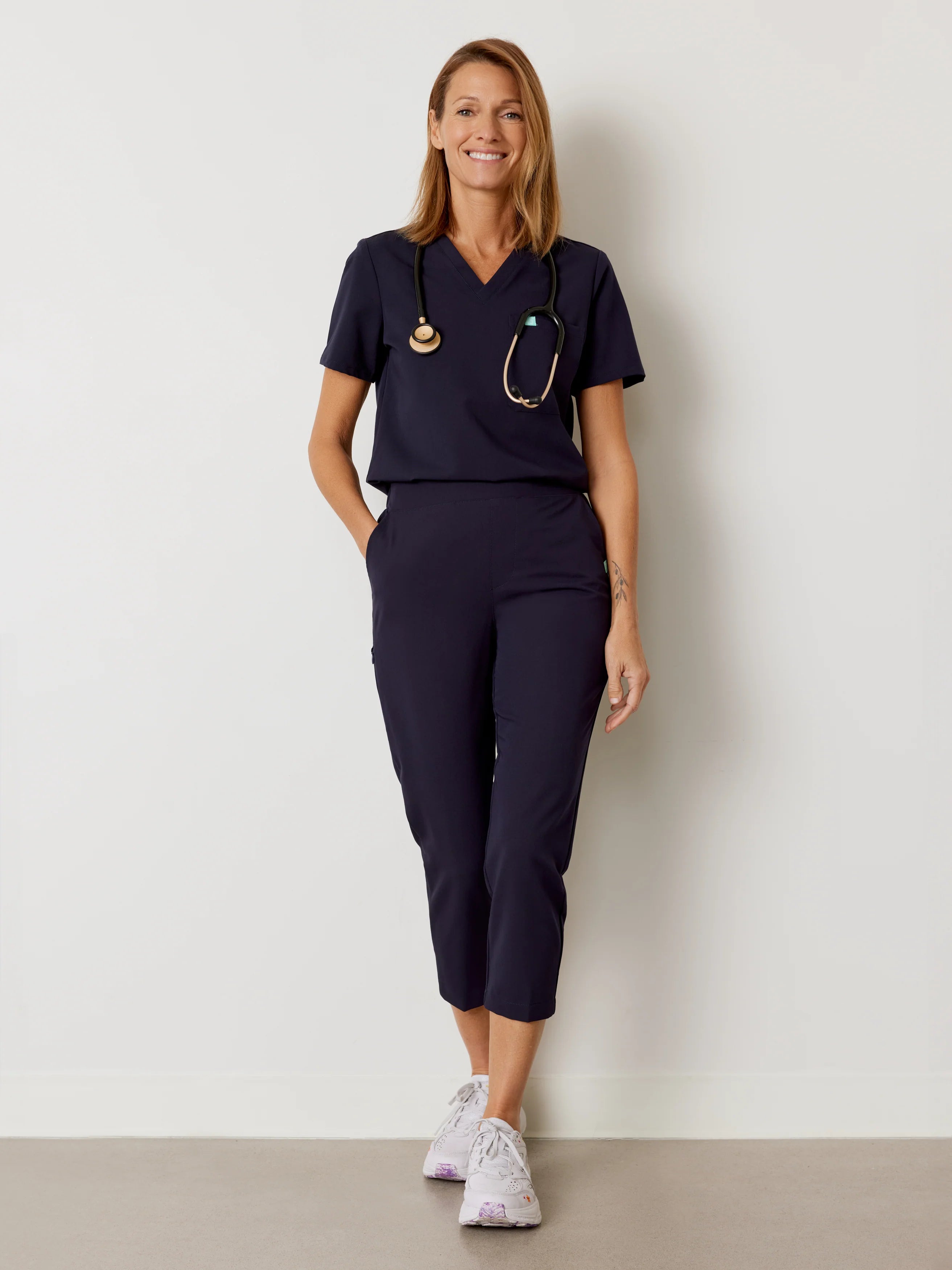 EVA RE-GARDE™ - NAVY - 7/8 Scrub Pants - SILVADUR™