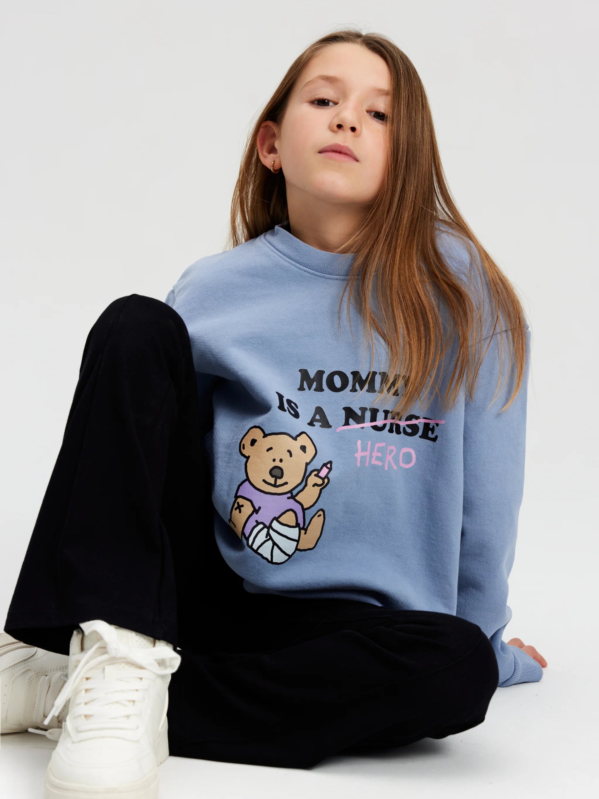 Kids Crewneck - Mommy is a hero - Steel Blue