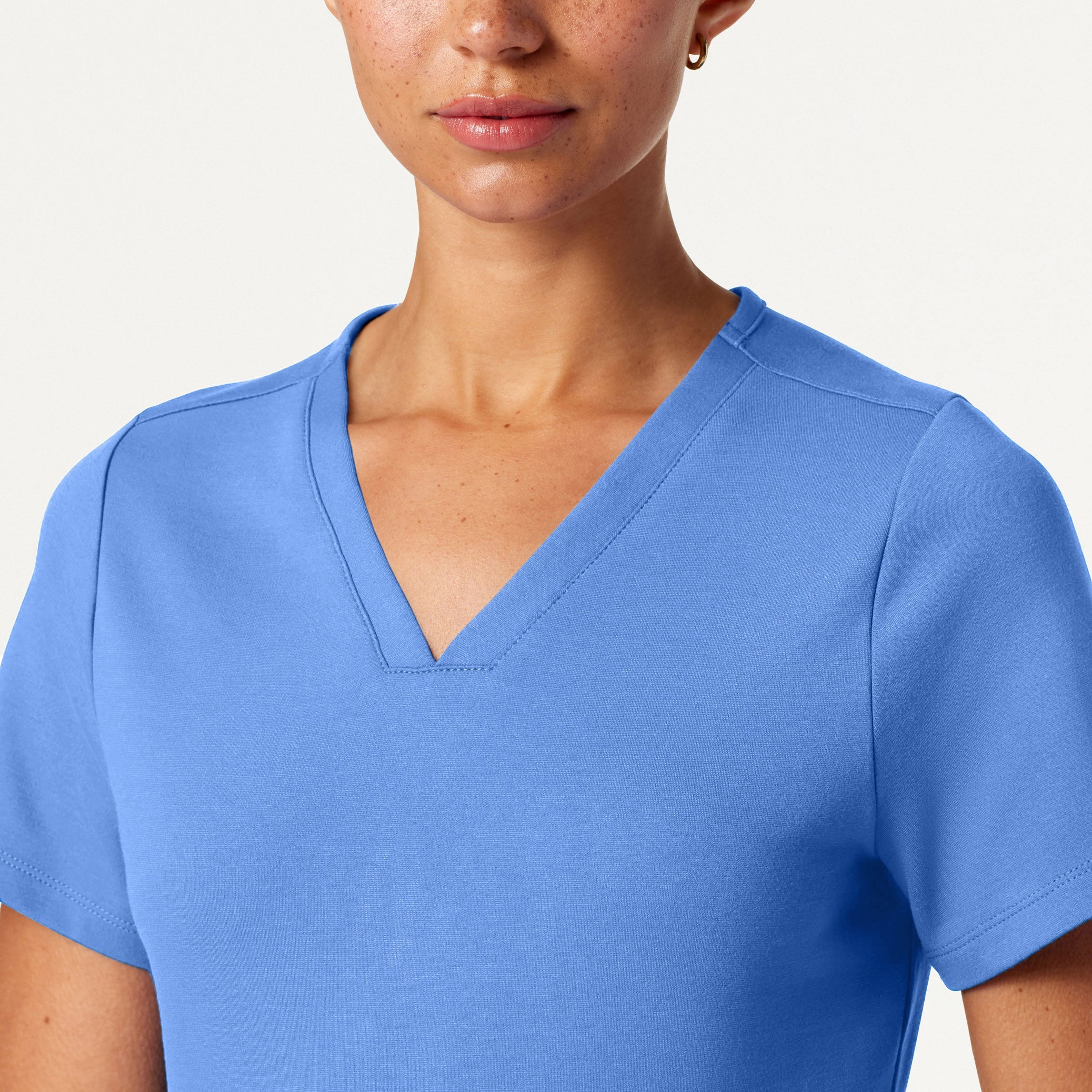 Cesi Slim UltraSOFT Scrub Top - Ceil Blue