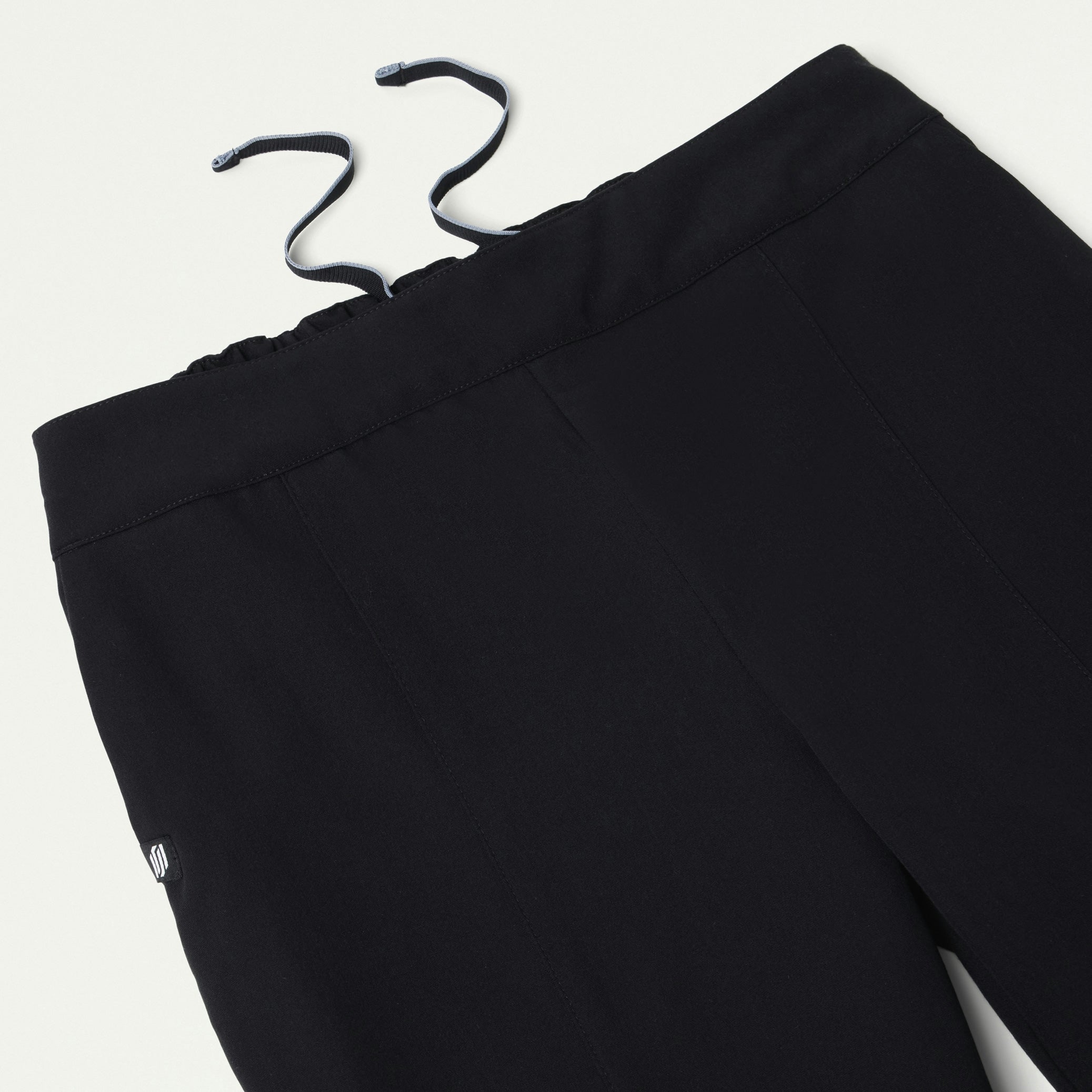 Lio Tapered 5-Pocket Scrub Pant - Black